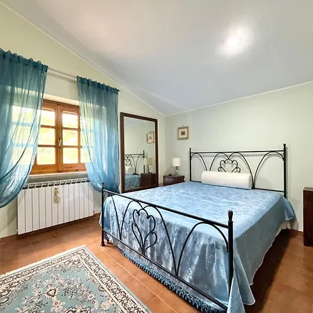Проживание в семье La Casa Nel Bosco *